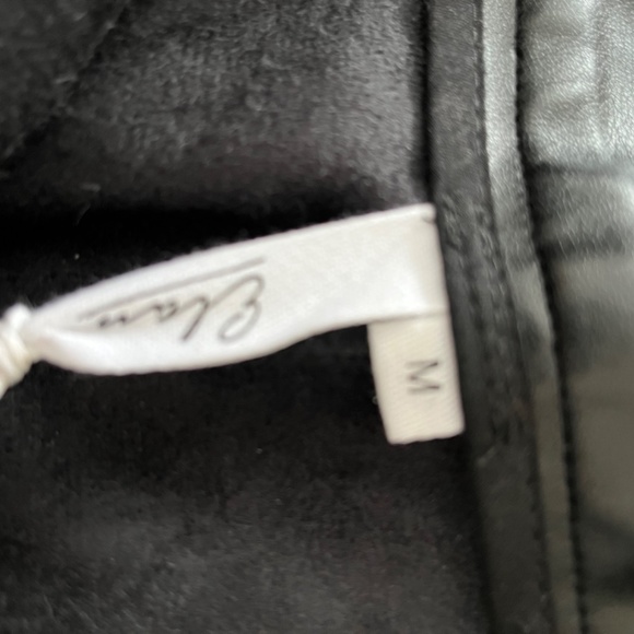 Faux leather pants - Picture 3 of 4